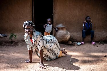 Altern in Kenia: Fotoausstellung mit 14 Witwen-Portraits